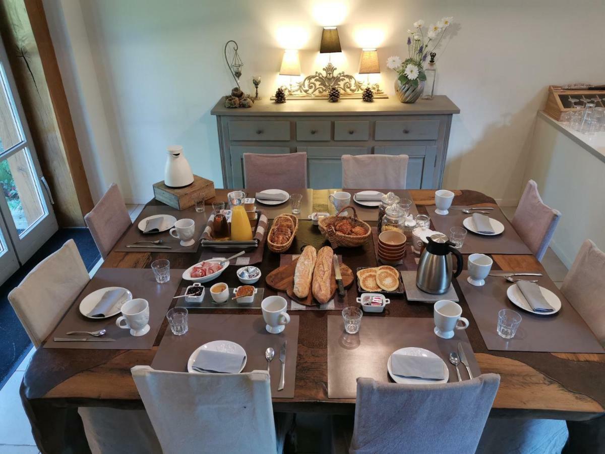 Le Foineau Bed and Breakfast Bresse-sur-Grosne Zewnętrze zdjęcie